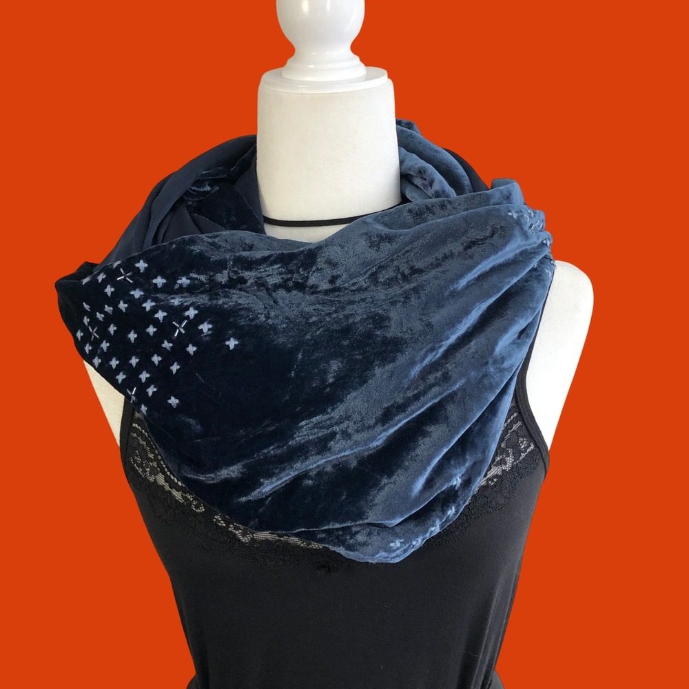 NWT Pure Jill Velvet Embroidered Infinity Scarf Navy Whimsigoth Dark Fairy